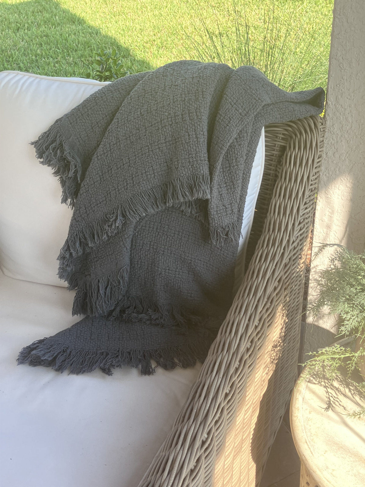 Cotton throw blanket in grey