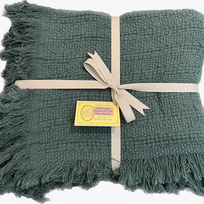 Cotton throw blanket, edge detail