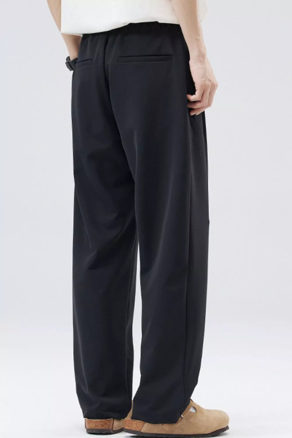 Men's Loose-Fit Pleated Pants – Plus Size — view 4