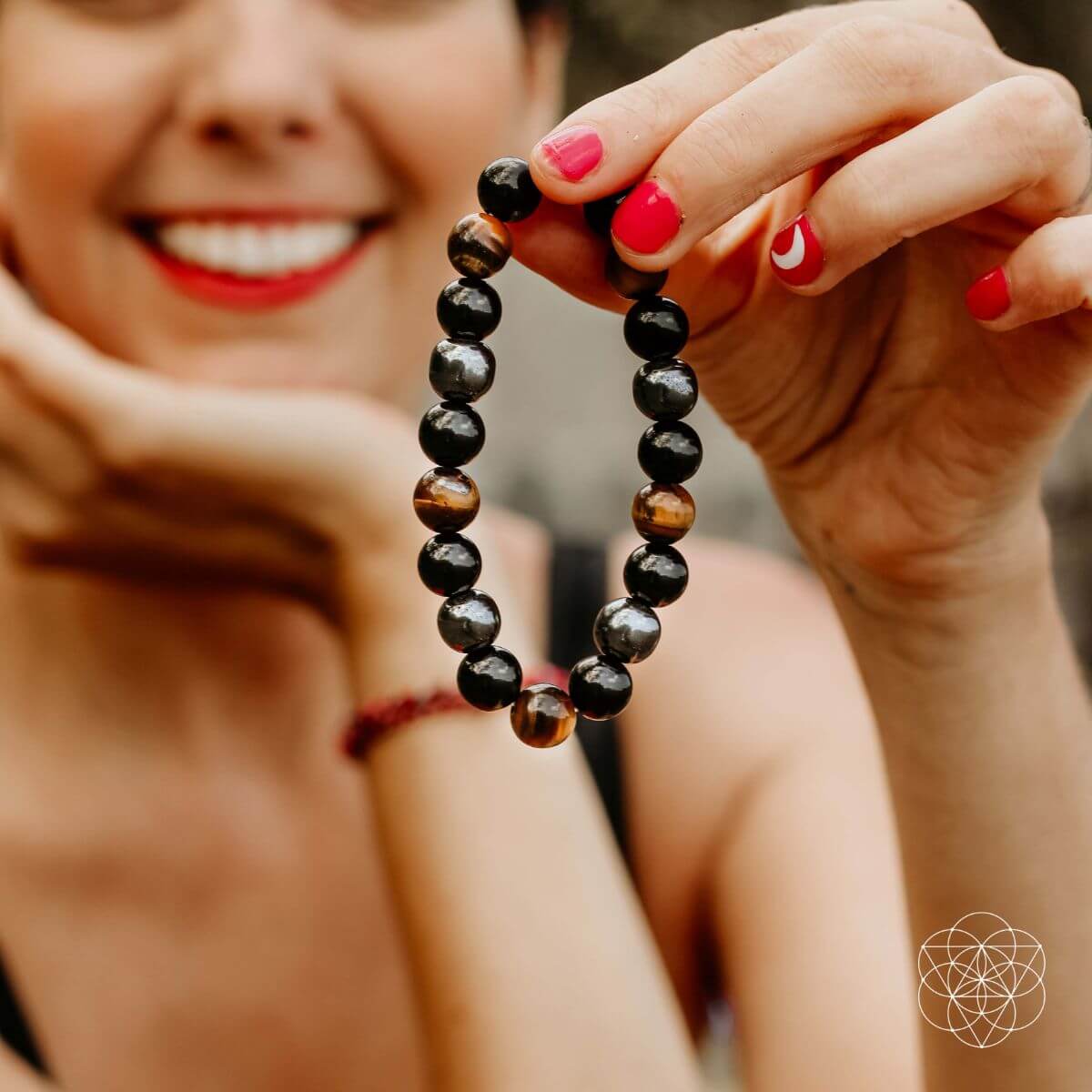 INSUARIA — Grounded Natural Stone Bracelet